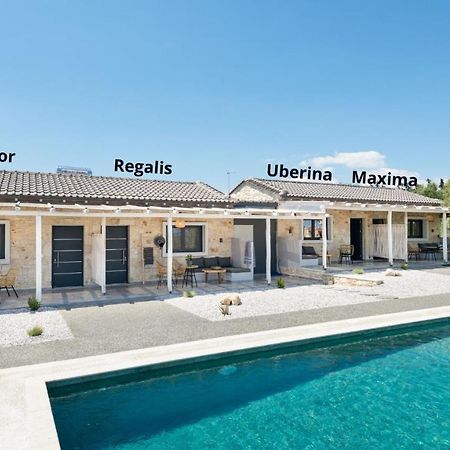 "Four Olives" Luxury Rooms, Afitos #Feelslikehome Afytos Exterior foto
