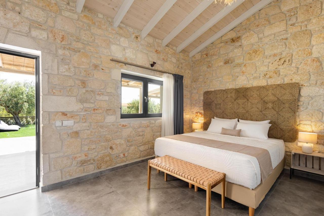 "Four Olives" Luxury Rooms, Afitos #Feelslikehome Afytos Exterior foto