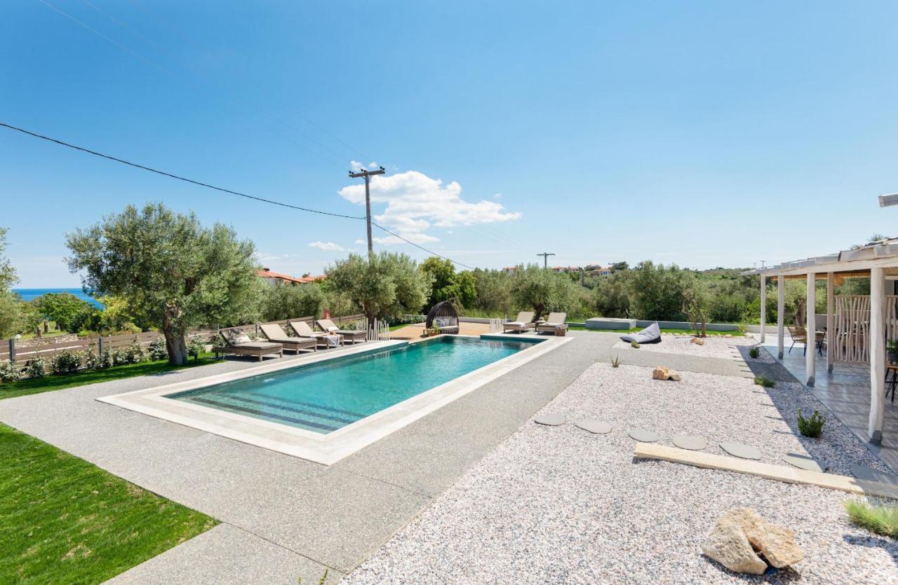 "Four Olives" Luxury Rooms, Afitos #Feelslikehome Afytos Exterior foto
