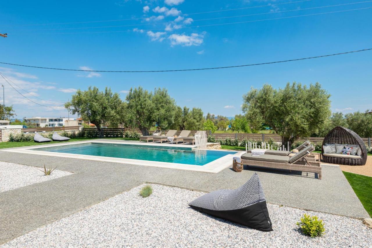 "Four Olives" Luxury Rooms, Afitos #Feelslikehome Afytos Exterior foto