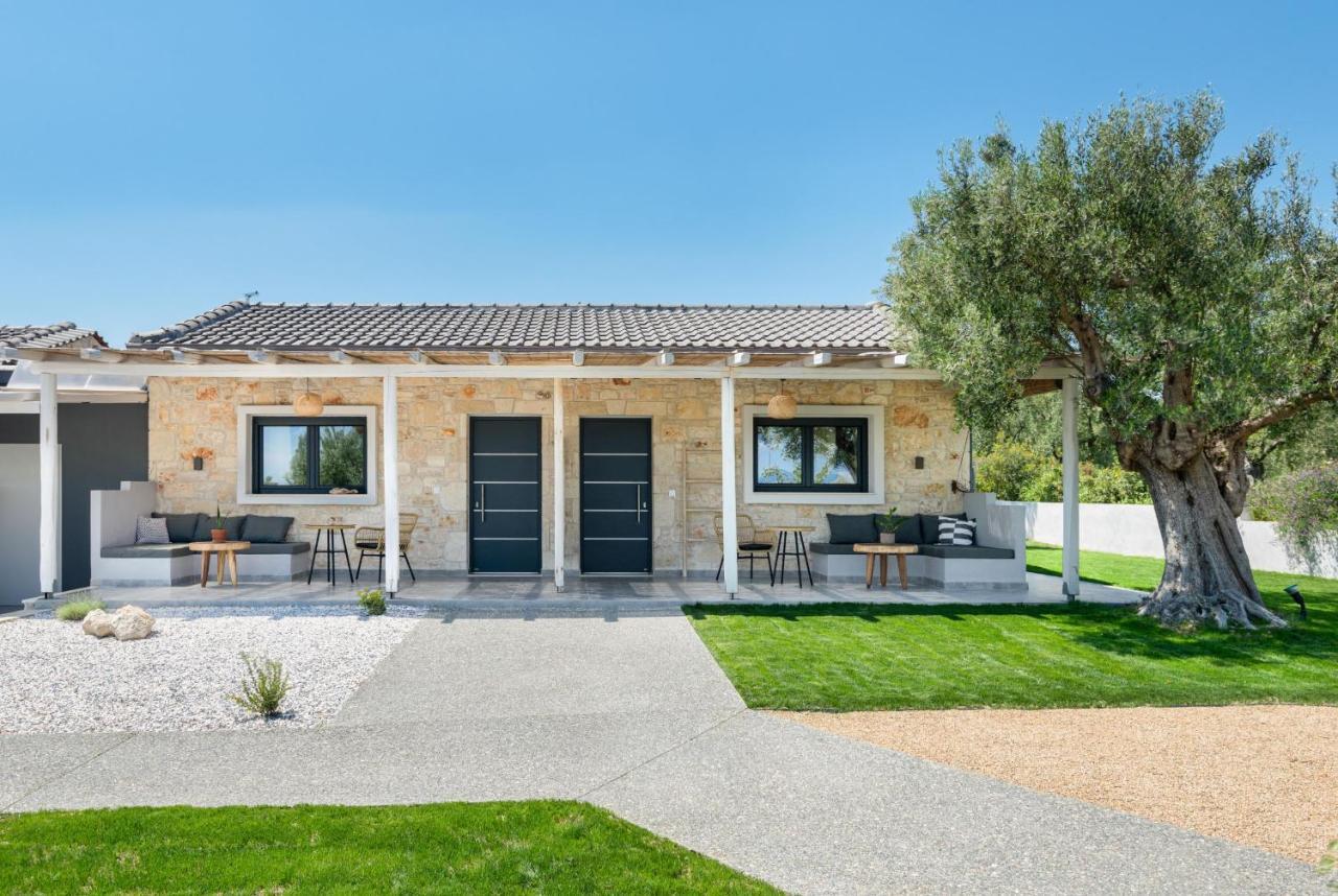 "Four Olives" Luxury Rooms, Afitos #Feelslikehome Afytos Exterior foto