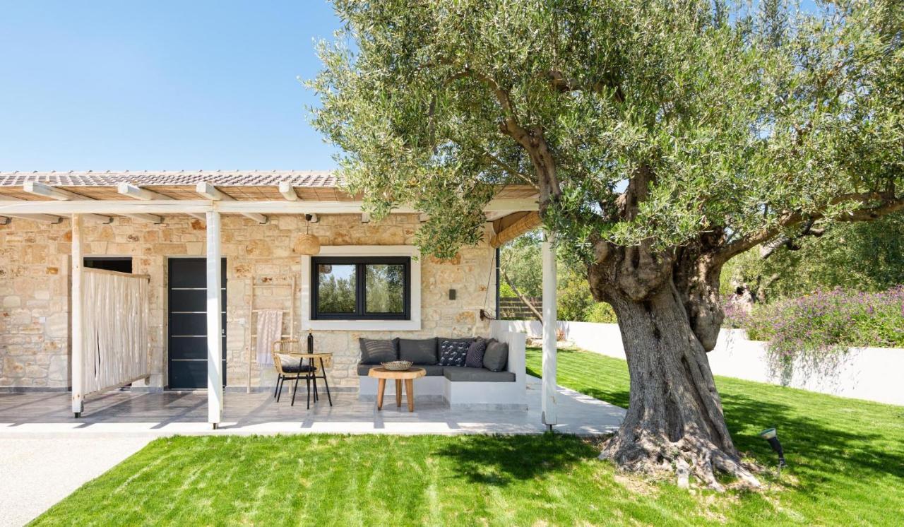 "Four Olives" Luxury Rooms, Afitos #Feelslikehome Afytos Exterior foto