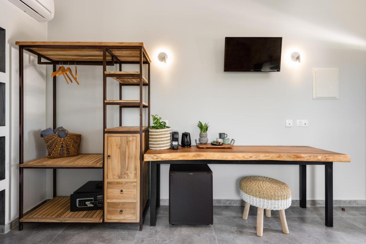 "Four Olives" Luxury Rooms, Afitos #Feelslikehome Afytos Exterior foto