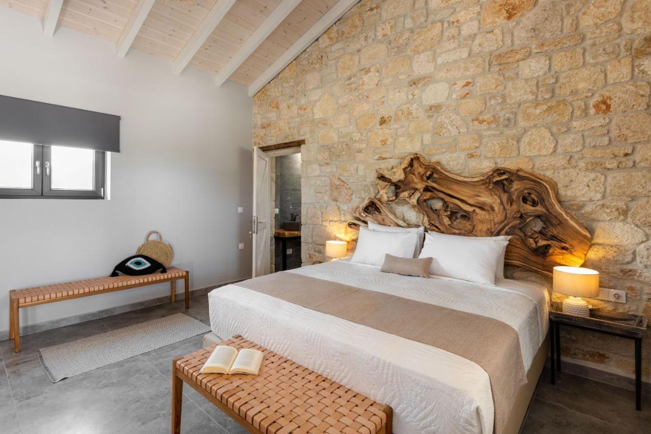 "Four Olives" Luxury Rooms, Afitos #Feelslikehome Afytos Exterior foto