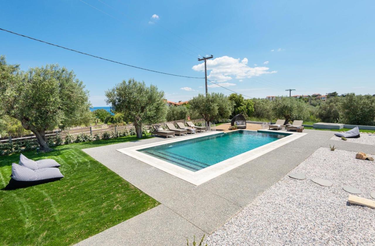 "Four Olives" Luxury Rooms, Afitos #Feelslikehome Afytos Exterior foto